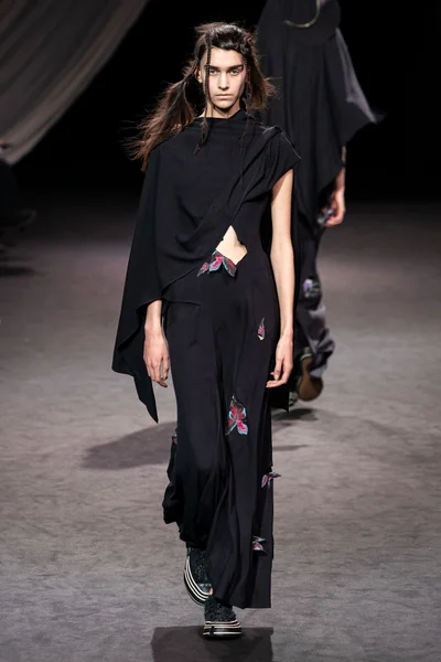 Look 23